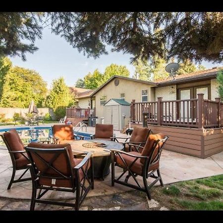 Wasatch Front Home With Pool Close To Everything! 머레이 외부 사진