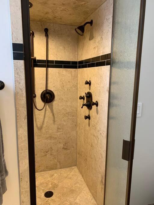 Wasatch Front Home With Pool Close To Everything! 머레이 외부 사진